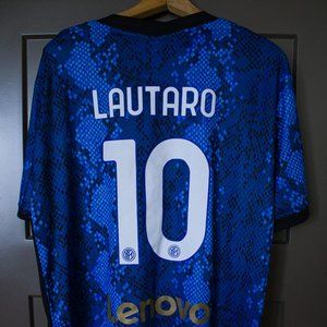 Men's Nike Inter Home Jersey 21/22: LAUTARO #10